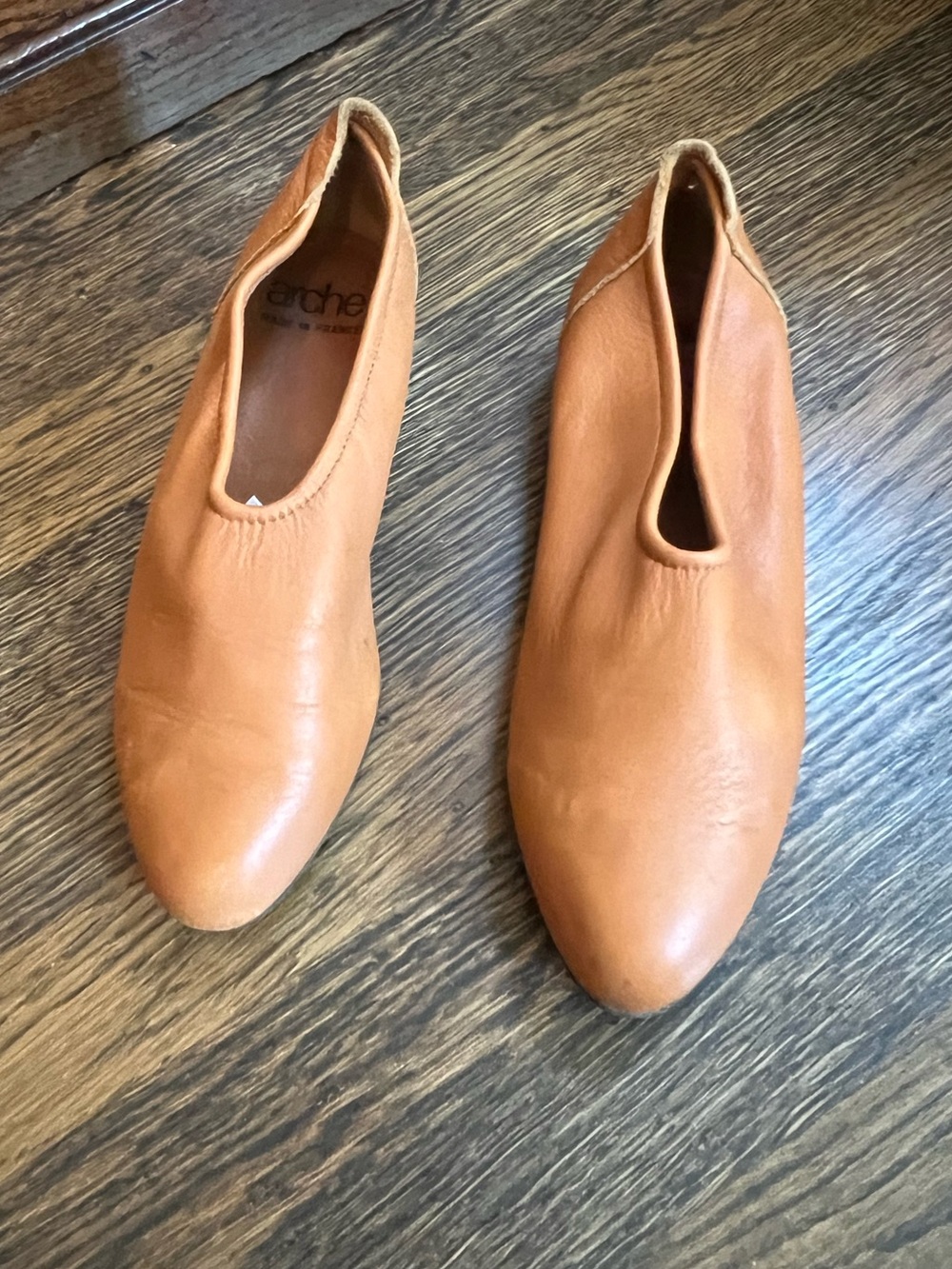 Arche Women's Slip-On Leather Flats in Cognac Tan • 36 Italy